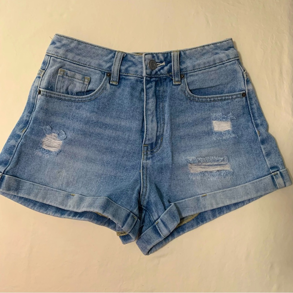 PacSun Size 25 Butterfly High Rise Mom Jean Shorts